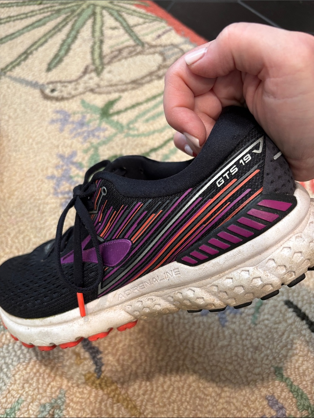 Brooks Adrenaline 19 Running Shoes, 9.5 Wide - Picture 3 of 5